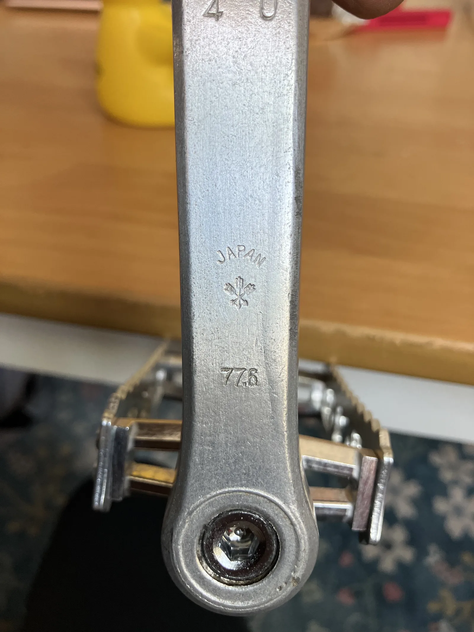 takagi dust/crank cap